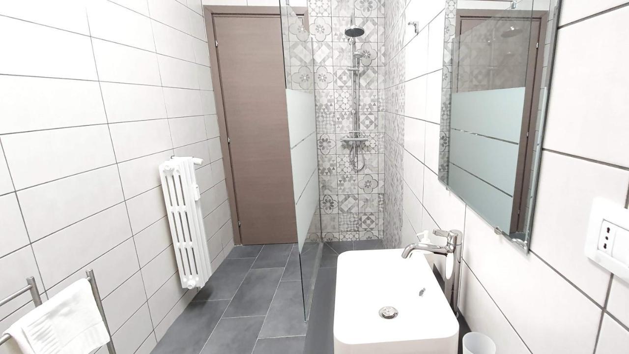 Interno1 Bari Policlinico Hotel Eksteriør billede