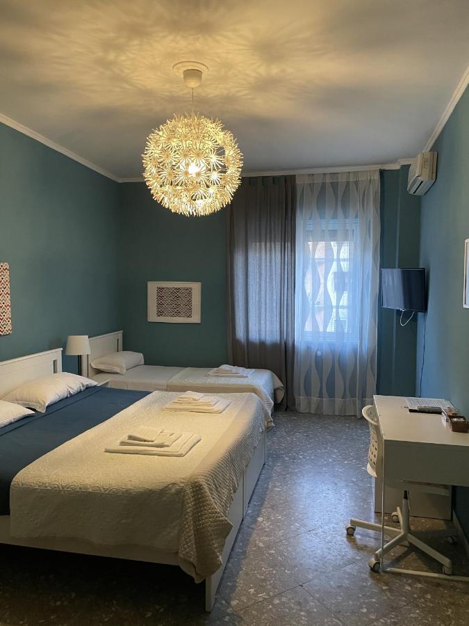 Interno1 Bari Policlinico Hotel Eksteriør billede