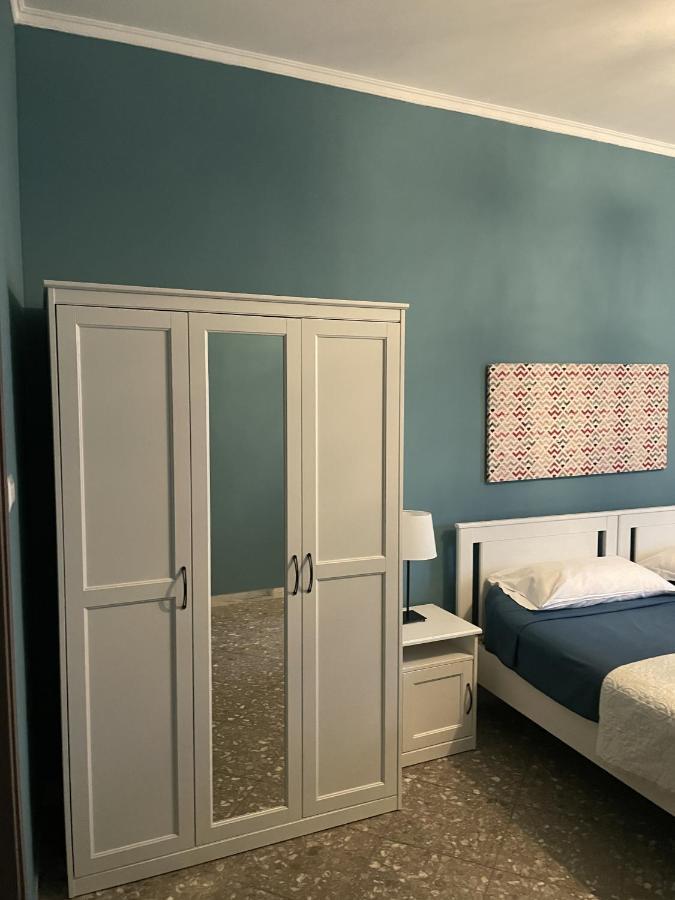 Interno1 Bari Policlinico Hotel Eksteriør billede